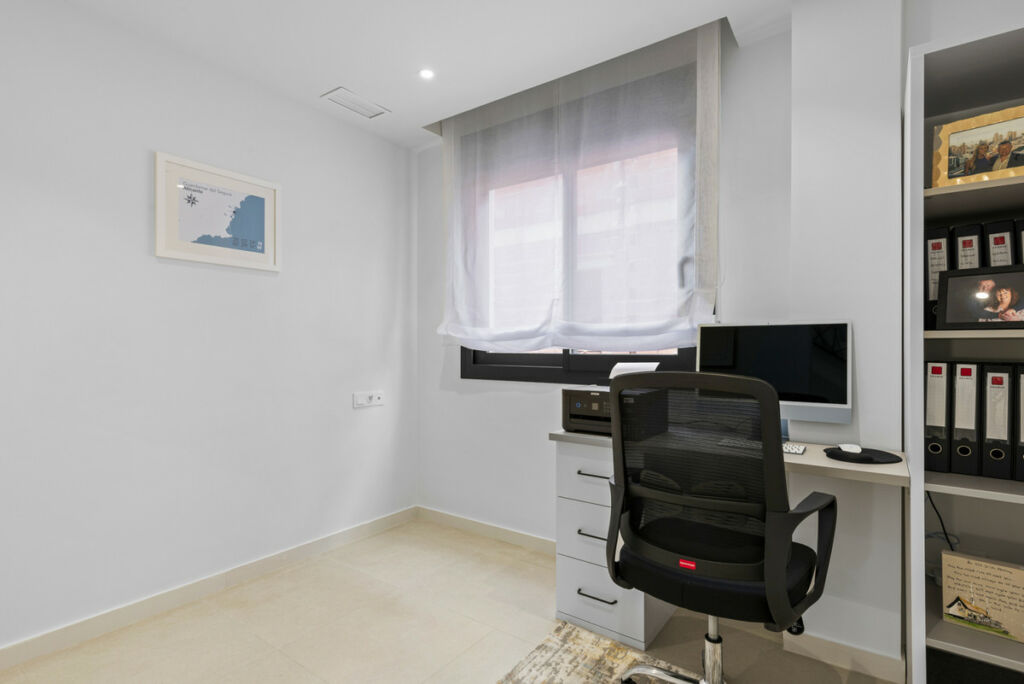 Detached Villa Guardamar del Segura Alicante - image 17