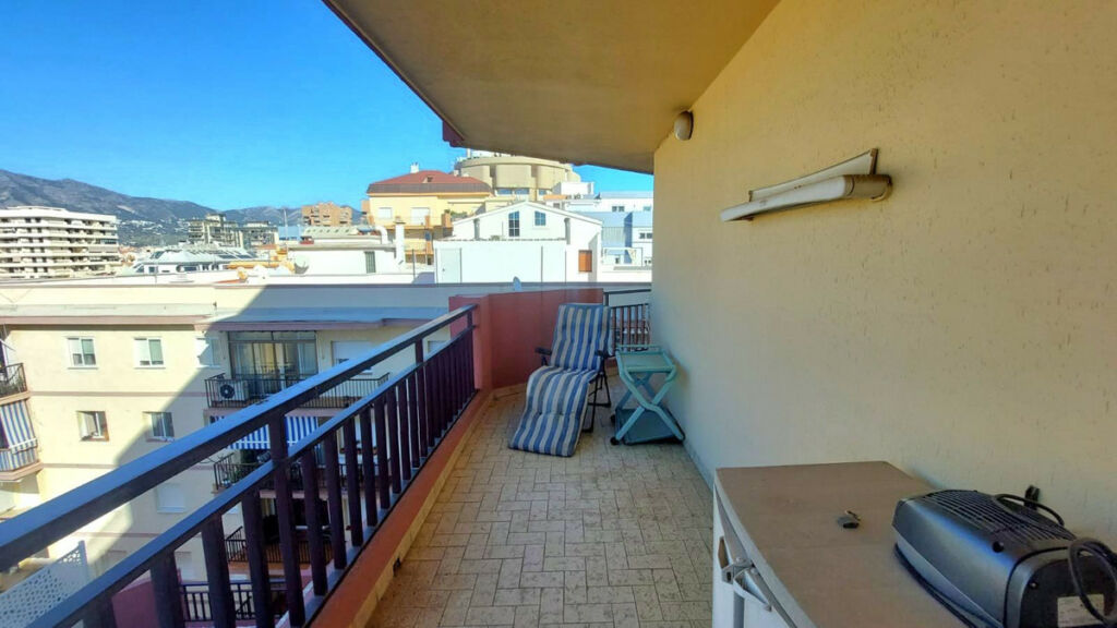 Middle Floor Apartment Fuengirola Málaga - image 15