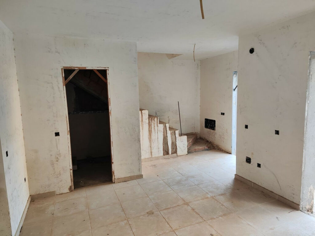 Semi-Detached House Alcaucín Málaga - image 18