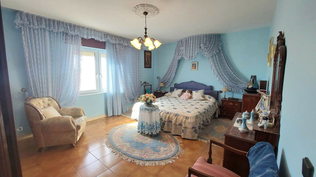 Detached Villa Puerto de la Torre Málaga - image 19