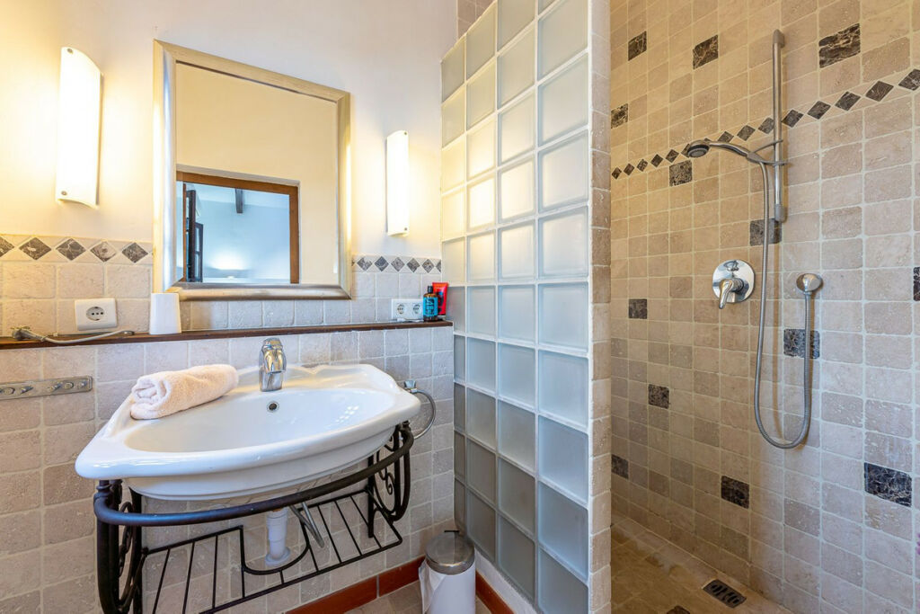 Detached Villa Mijas Málaga - image 18