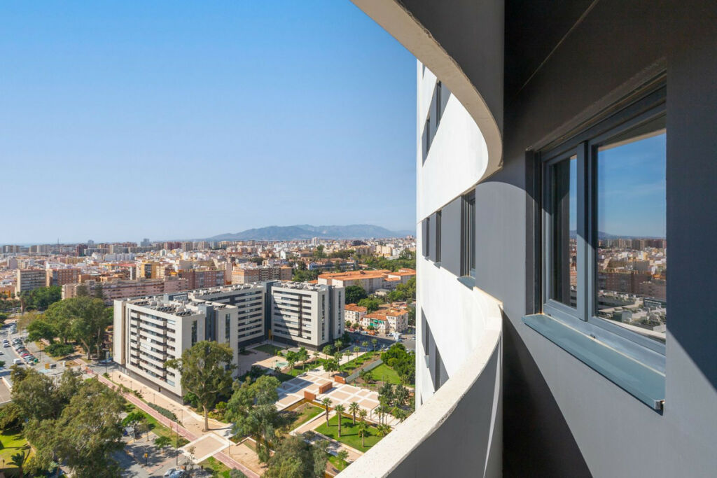 Middle Floor Apartment Málaga Centro Málaga - image 25