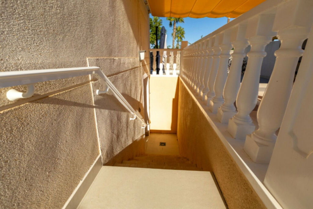 Detached Villa Benijofar Alicante - image 19