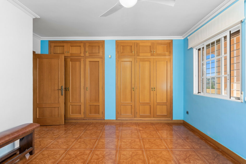 Detached Villa Los Balcones Alicante - image 19