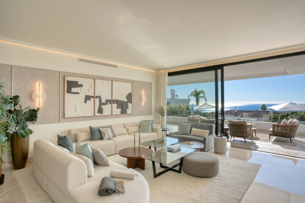 Ground Floor Apartment The Golden Mile Málaga - image 2