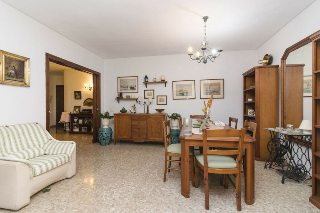 Middle Floor Apartment Málaga Málaga - image 2