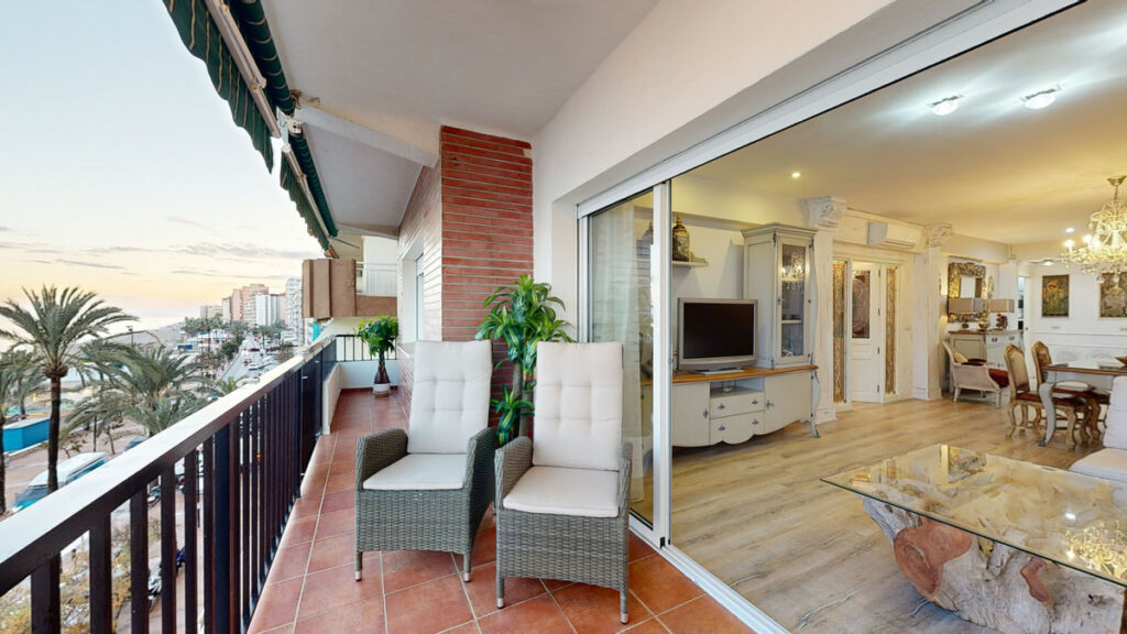 Middle Floor Apartment Fuengirola Málaga - image 11