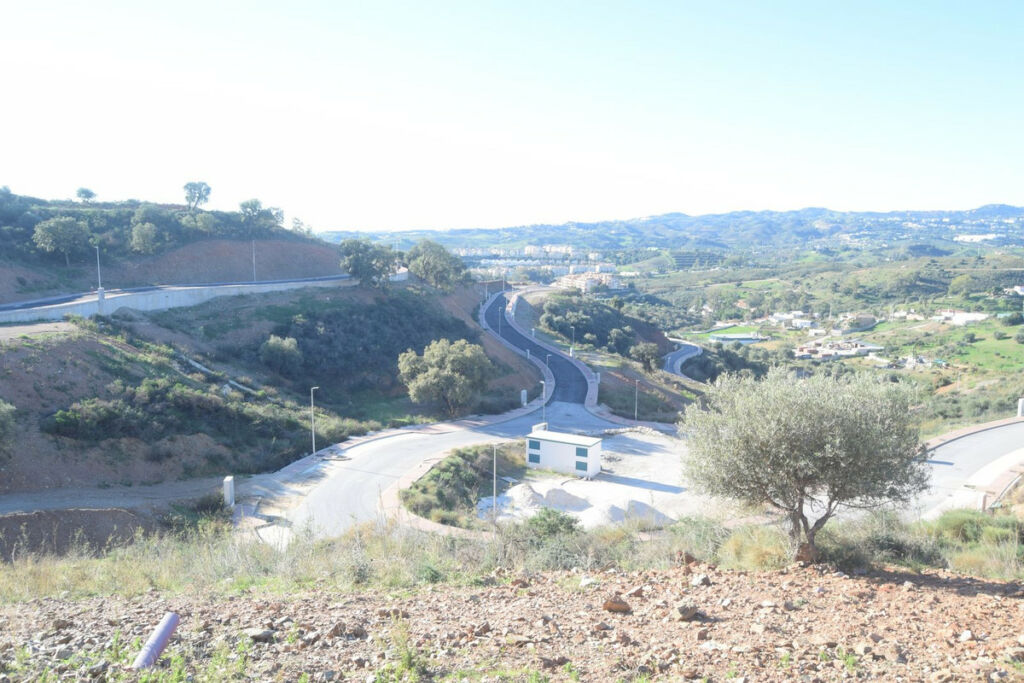 Residential Plot Mijas Golf Málaga - image 2