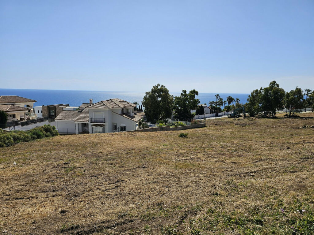 Residential Plot Punta Chullera Málaga - image 2