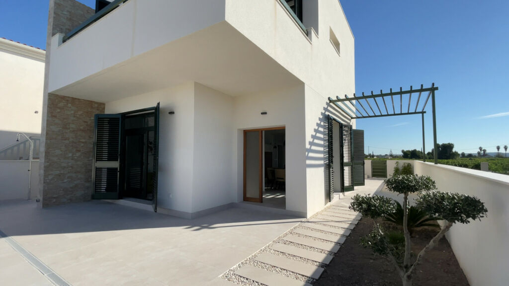 Semi-Detached House Daya Nueva Alicante - image 2