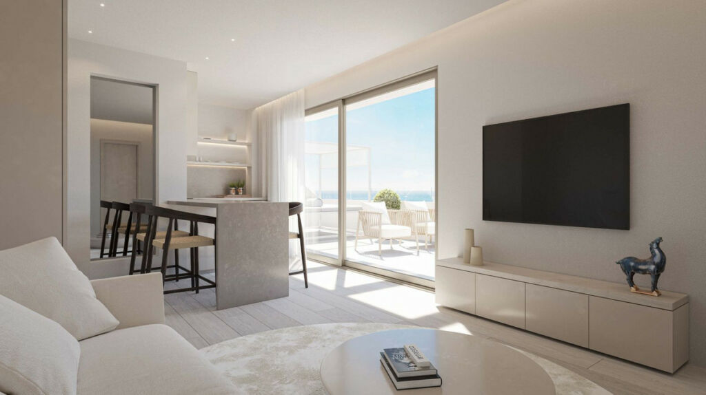 Middle Floor Apartment Estepona Málaga
