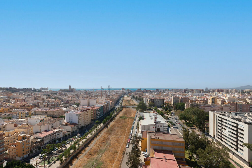 Middle Floor Apartment Málaga Centro Málaga - image 26