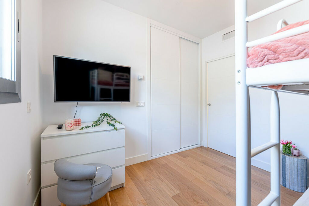 Ground Floor Apartment El Faro Málaga - image 20