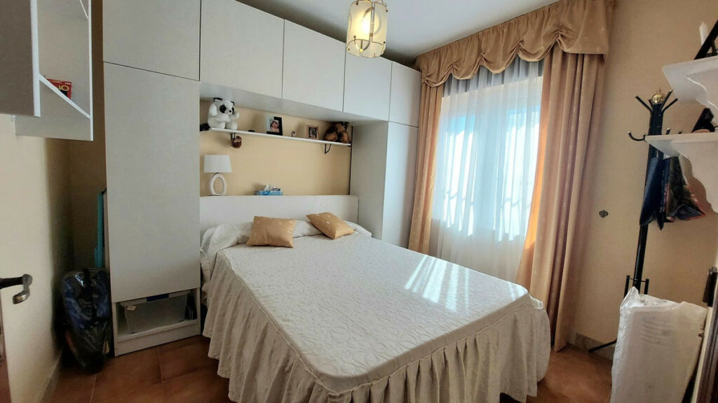 Detached Villa Puerto de la Torre Málaga - image 20
