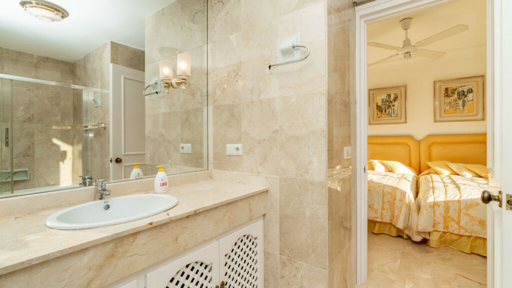 Ground Floor Apartment Guadalmina Alta Málaga - image 22