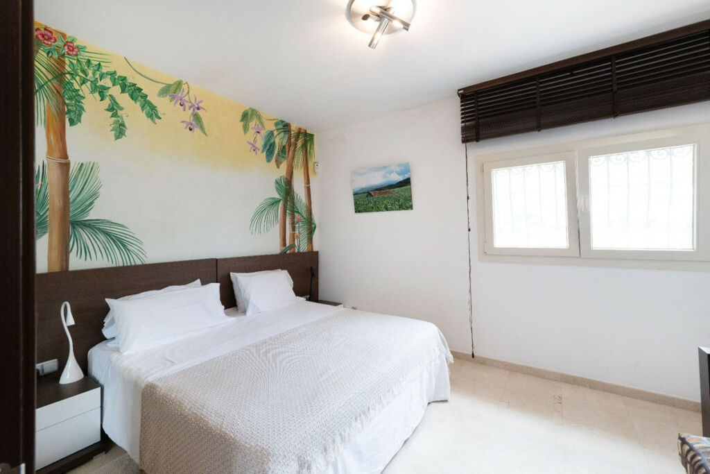 Detached Villa Marbella Málaga - image 20