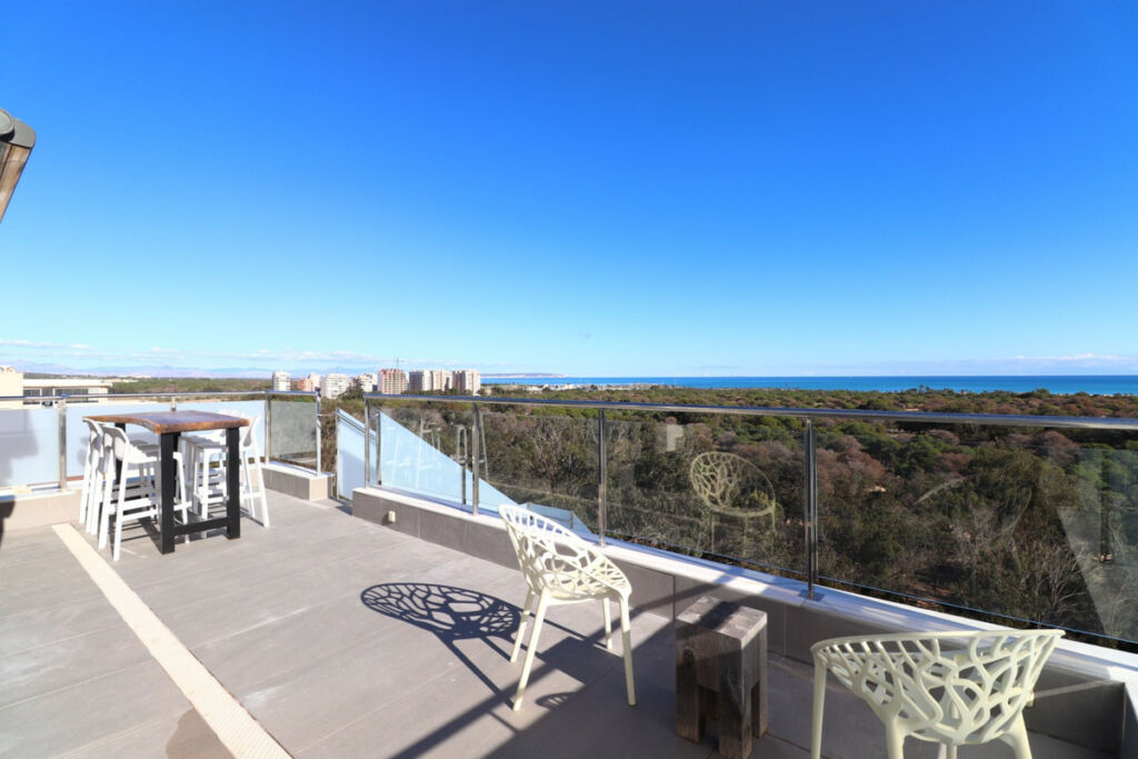 Middle Floor Apartment Guardamar del Segura Alicante - image 21