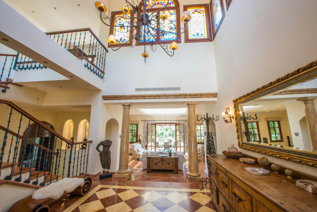 Detached Villa La Zagaleta Málaga - image 21