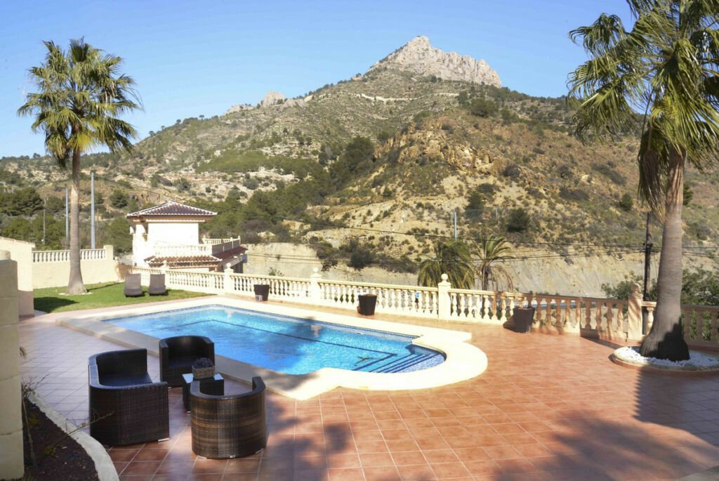 Detached Villa Calpe Alicante - image 22