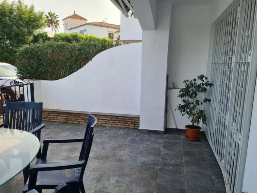 Middle Floor Apartment Manilva Málaga - image 22