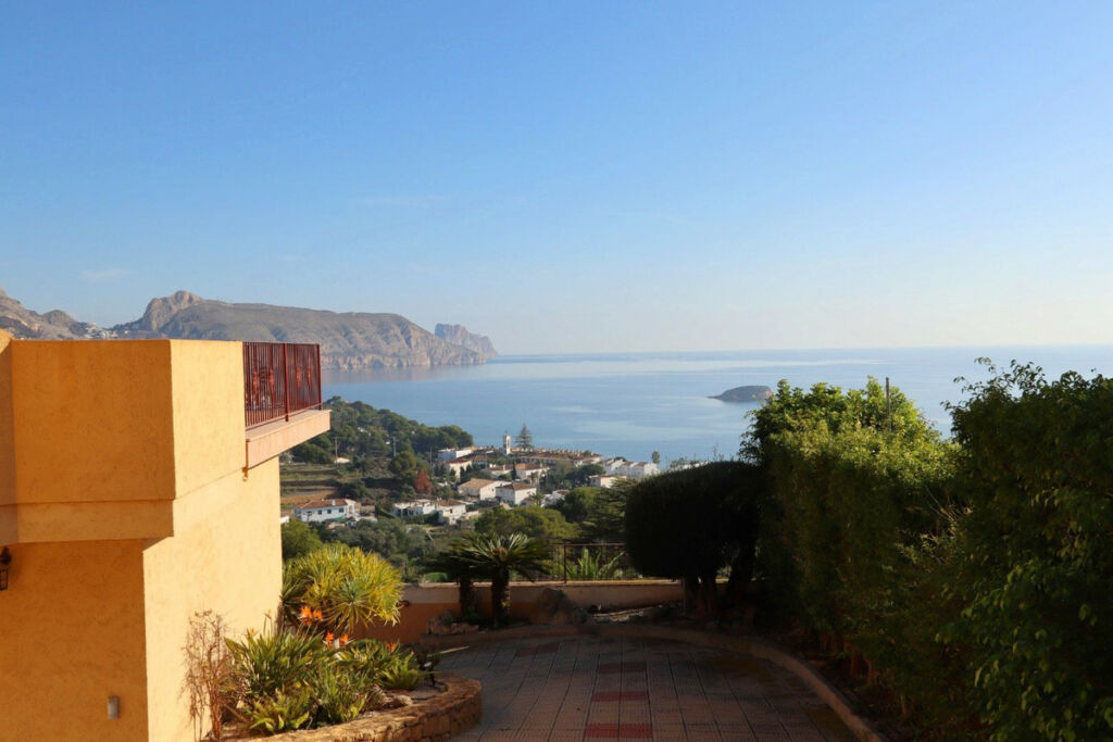 Detached Villa Altea Alicante - image 22