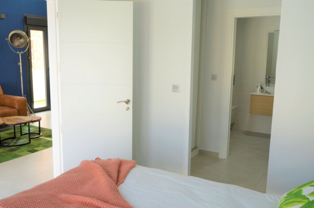 Detached Villa Daya Nueva Alicante - image 22