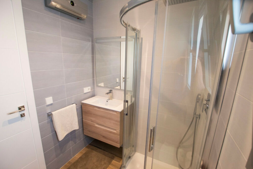 Detached Villa La Fustera Alicante - image 22