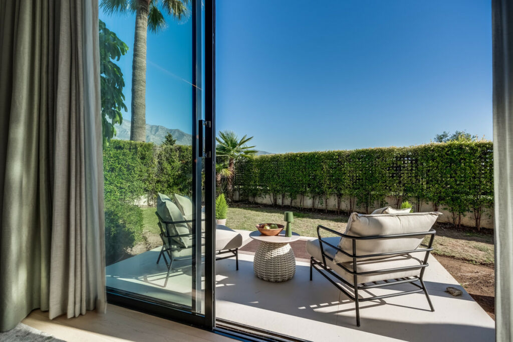 Detached Villa The Golden Mile Málaga - image 19