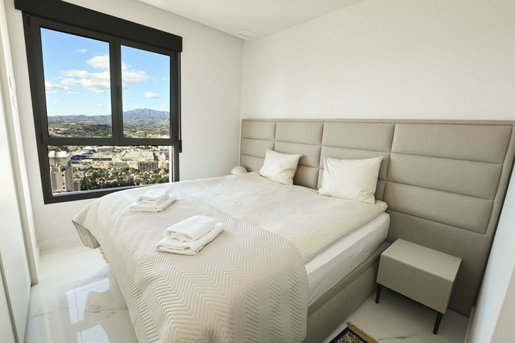 Middle Floor Apartment Benidorm Alicante - image 22