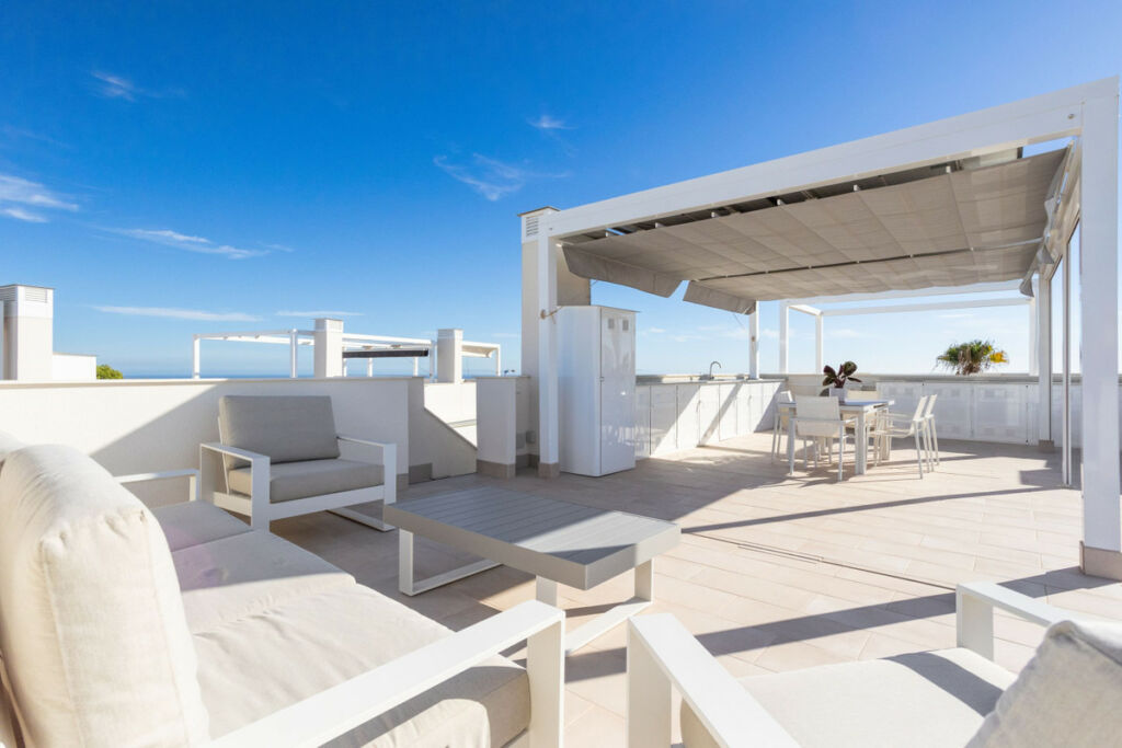 Top Floor Apartment Villamartin Alicante - image 23