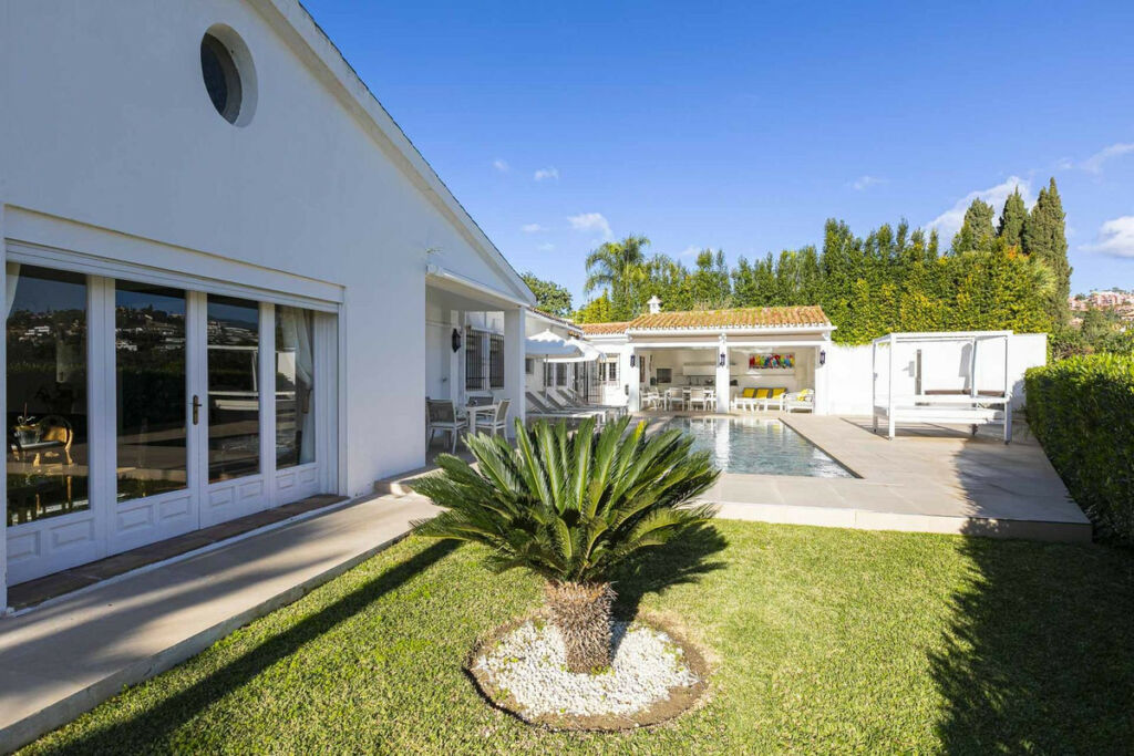 Detached Villa San Pedro de Alcántara Málaga - image 23