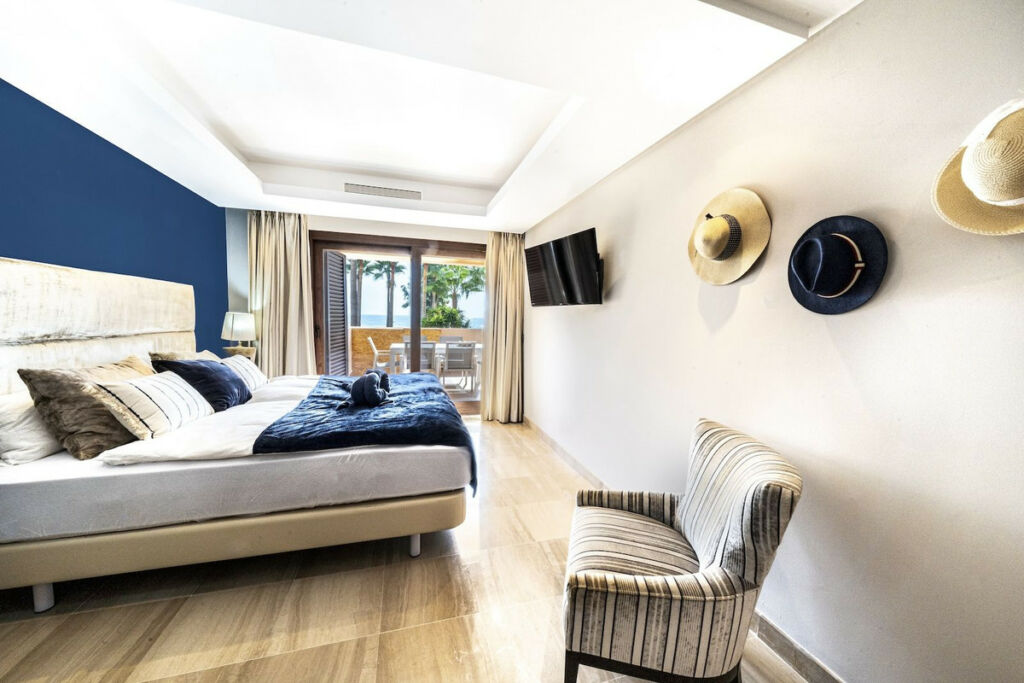 Top Floor Apartment Estepona Málaga - image 23
