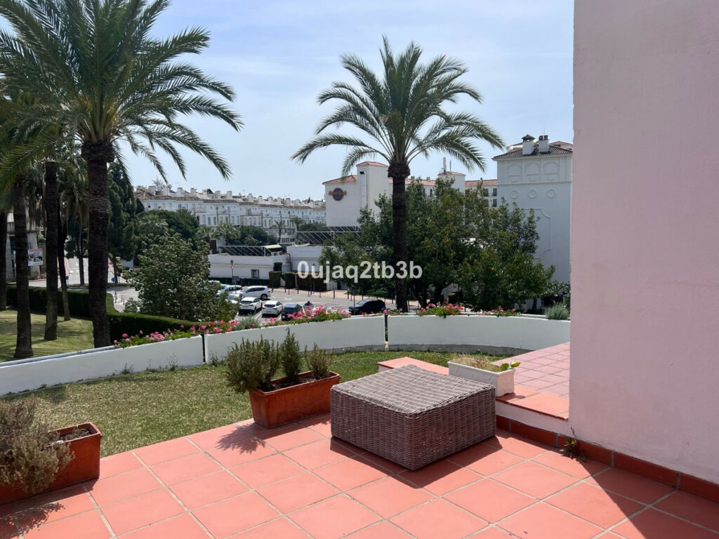 Duplex Nueva Andalucía Málaga - image 3