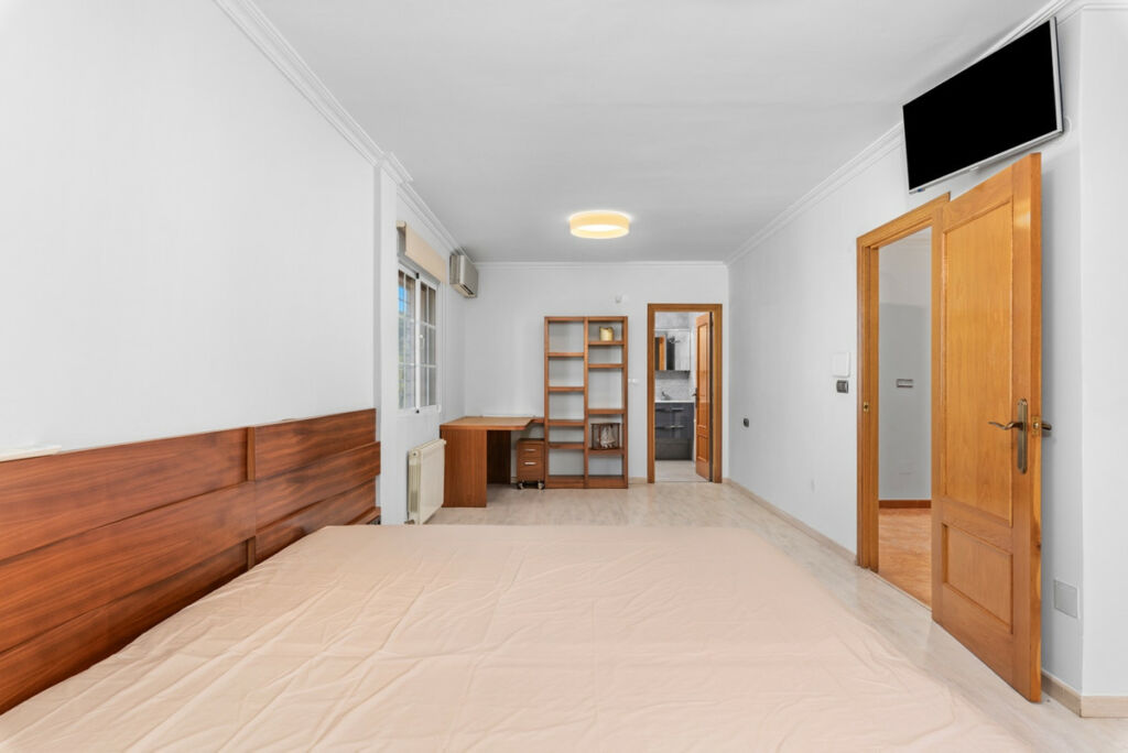 Detached Villa Los Balcones Alicante - image 24