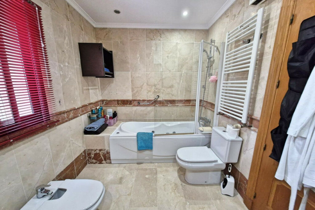Detached Villa Coín Málaga - image 24
