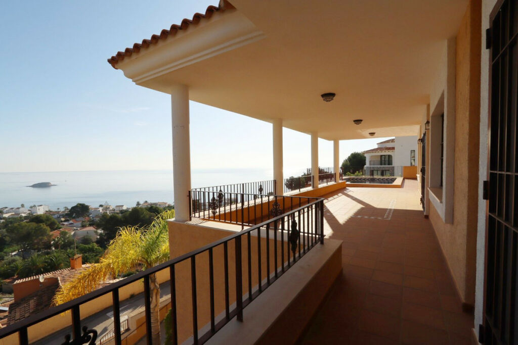 Detached Villa Altea Alicante - image 24