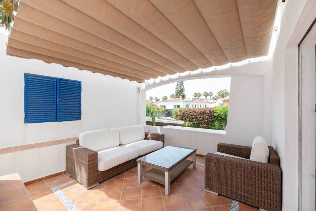 Detached Villa Marbella Málaga - image 25