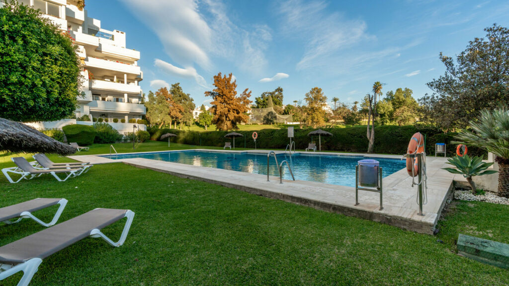 Ground Floor Apartment Guadalmina Alta Málaga - image 4