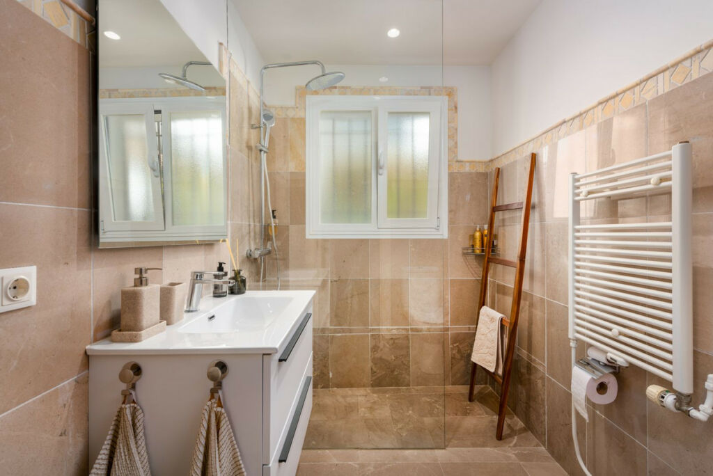 Detached Villa La Mairena Málaga - image 31