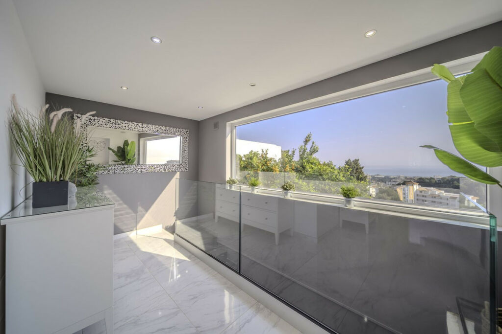 Detached Villa Benalmadena Málaga - image 26