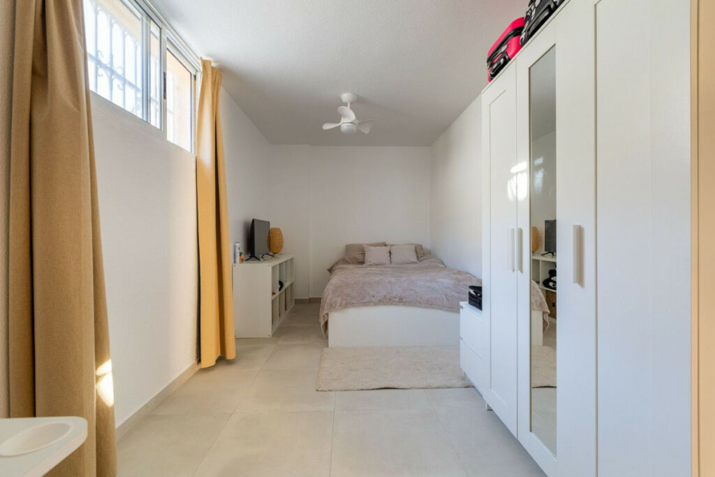 Detached Villa Benijofar Alicante - image 25