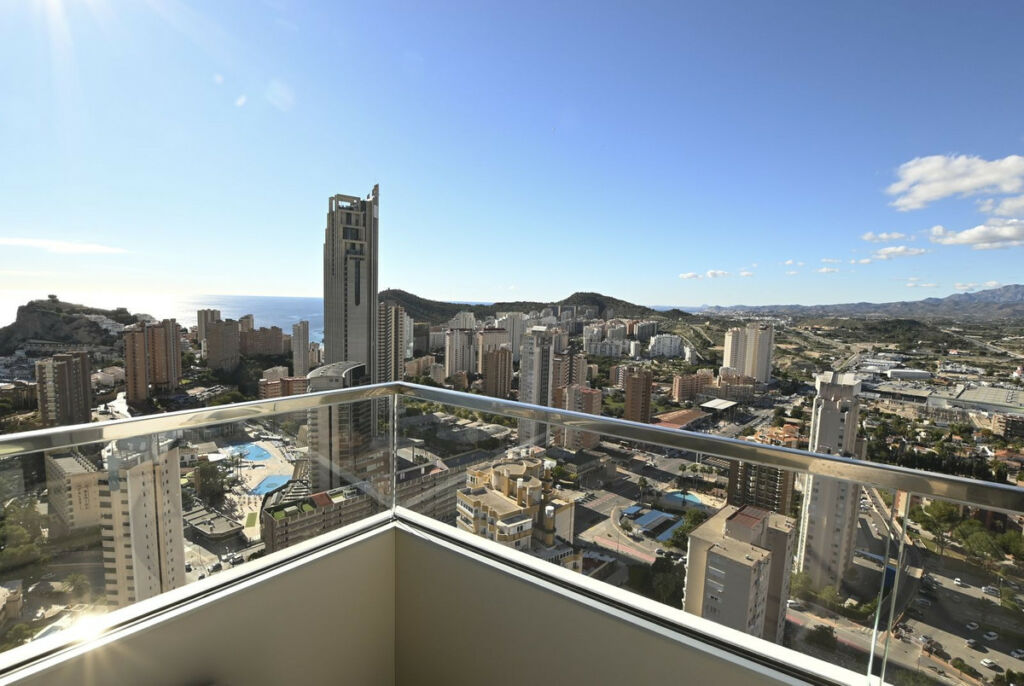 Middle Floor Apartment Benidorm Alicante - image 25