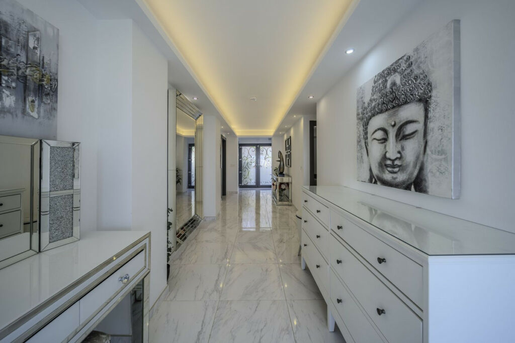Detached Villa Benalmadena Málaga - image 27