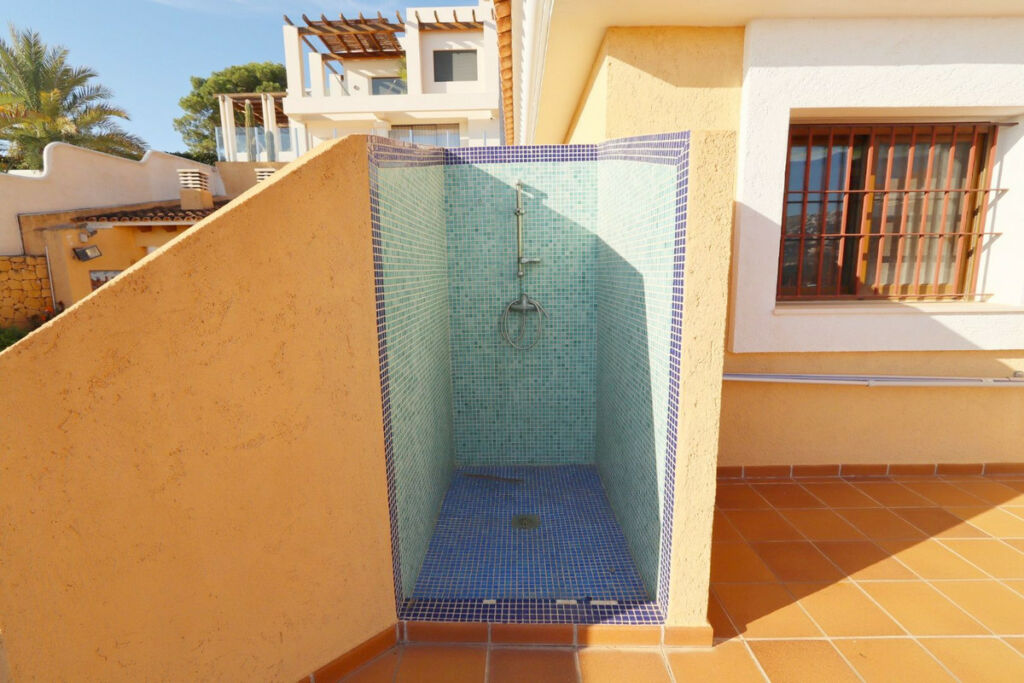 Detached Villa Altea Alicante - image 26