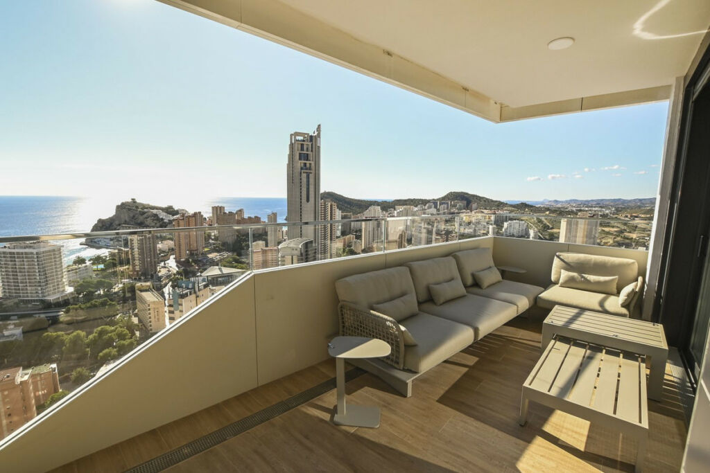 Middle Floor Apartment Benidorm Alicante - image 26