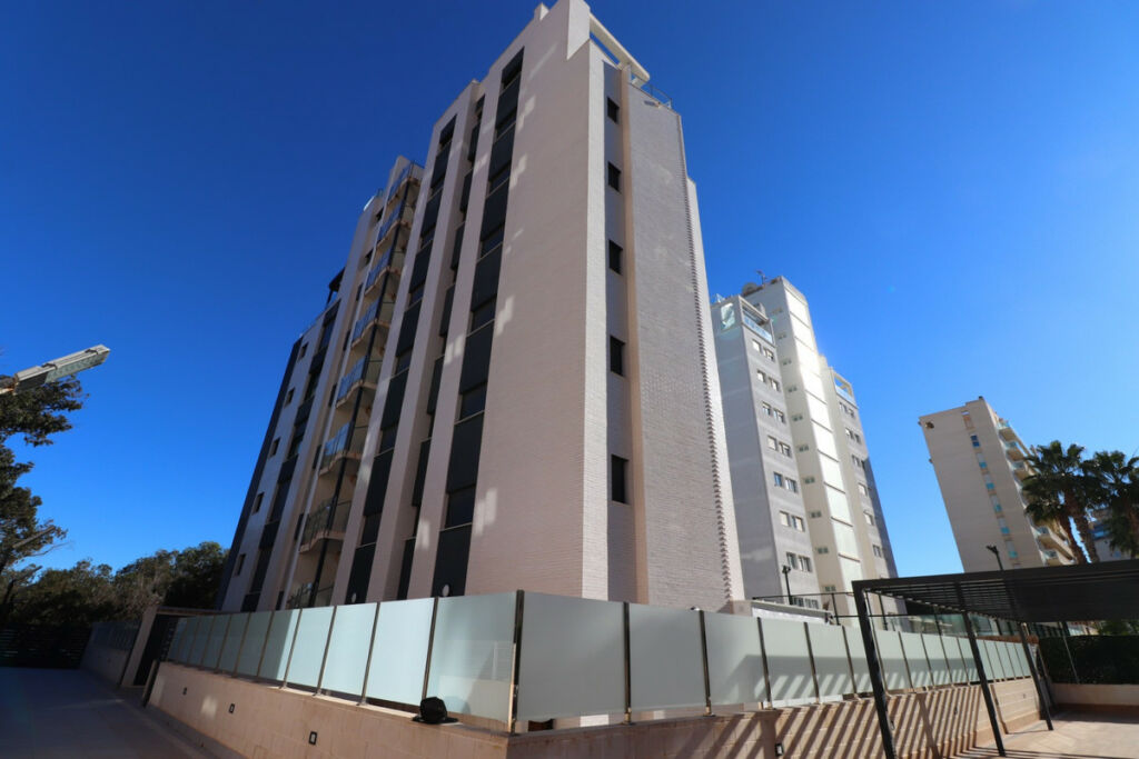 Middle Floor Apartment Guardamar del Segura Alicante - image 27