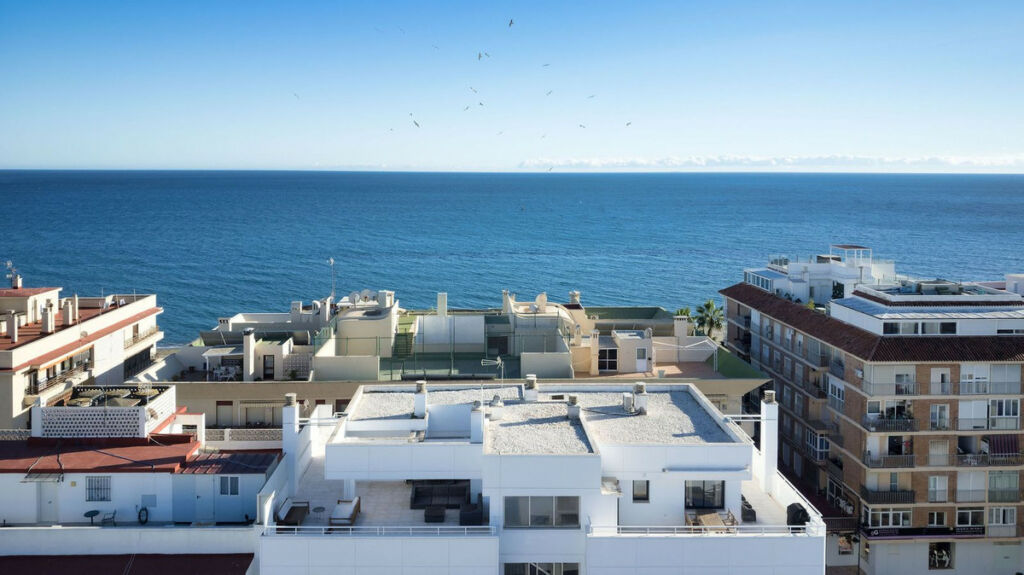 Penthouse Estepona Málaga - image 27