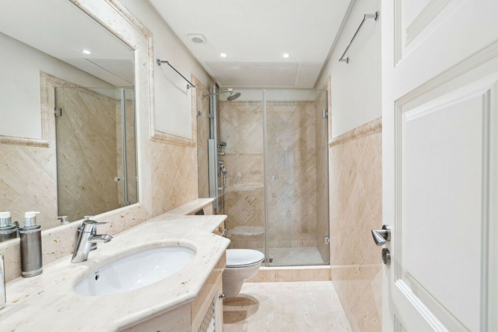 Penthouse Estepona Málaga - image 27