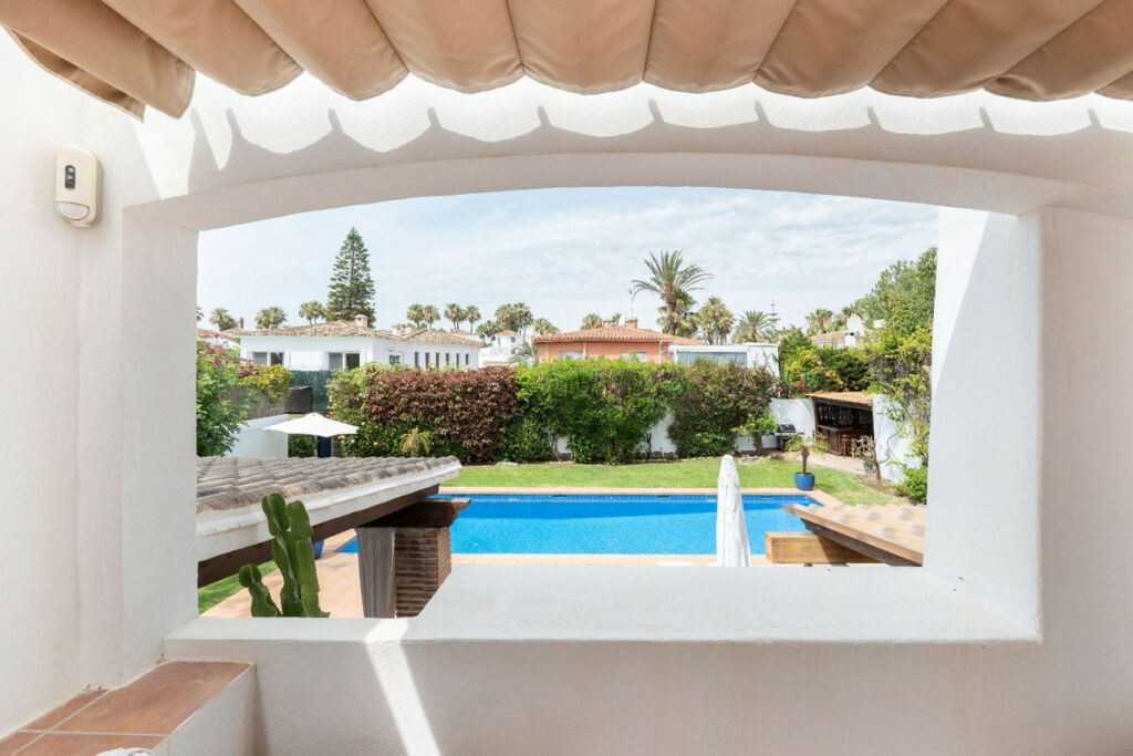 Detached Villa Marbella Málaga - image 27