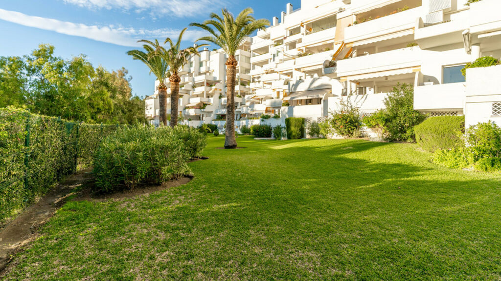 Ground Floor Apartment Guadalmina Alta Málaga - image 27
